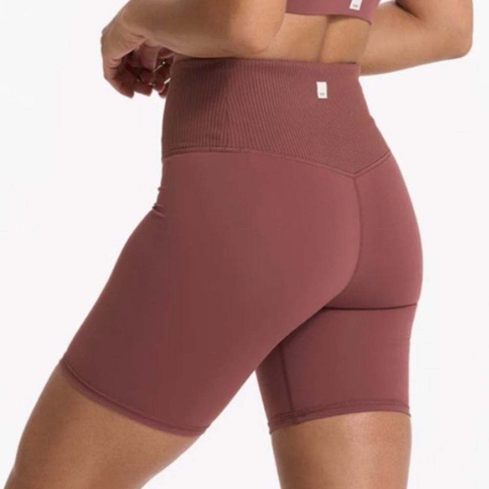 Vuori Rib Studio Short NWT Size XS